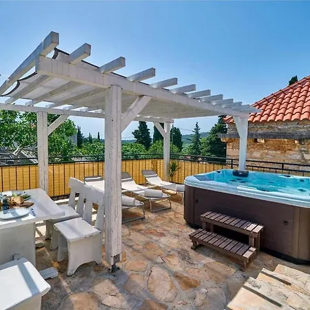 Fortuna Villa